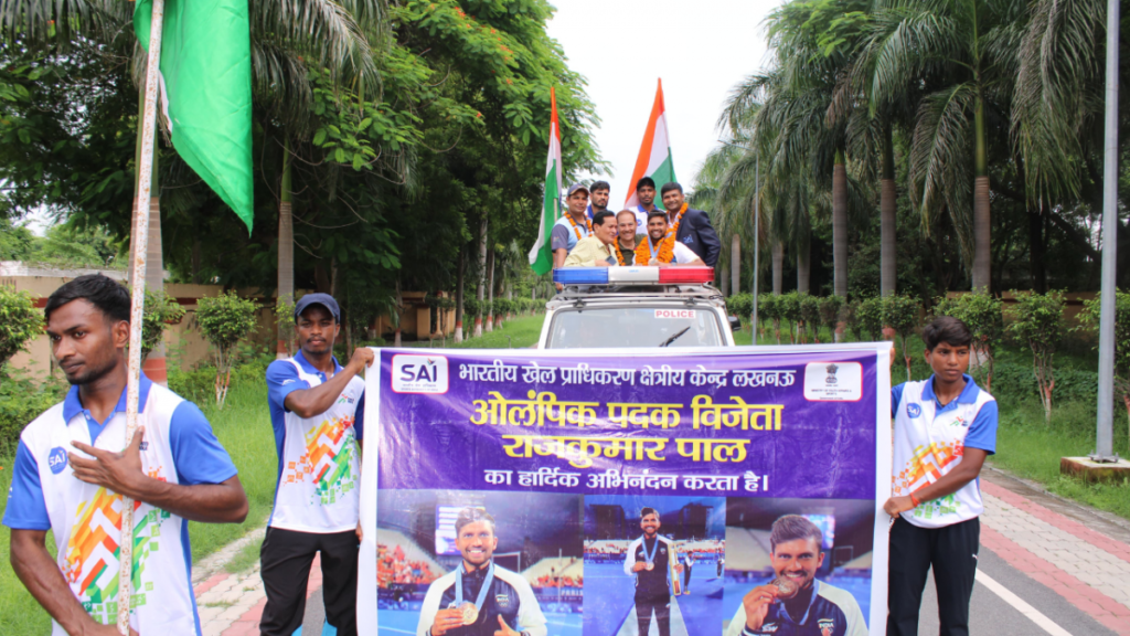 ओलंपिक विजेता का भव्य स्वागतः विजेता का राजधानी में ‘राजकुमार’ सा सम्मान, कहा- मां के संघर्षों से पाया मुकाम