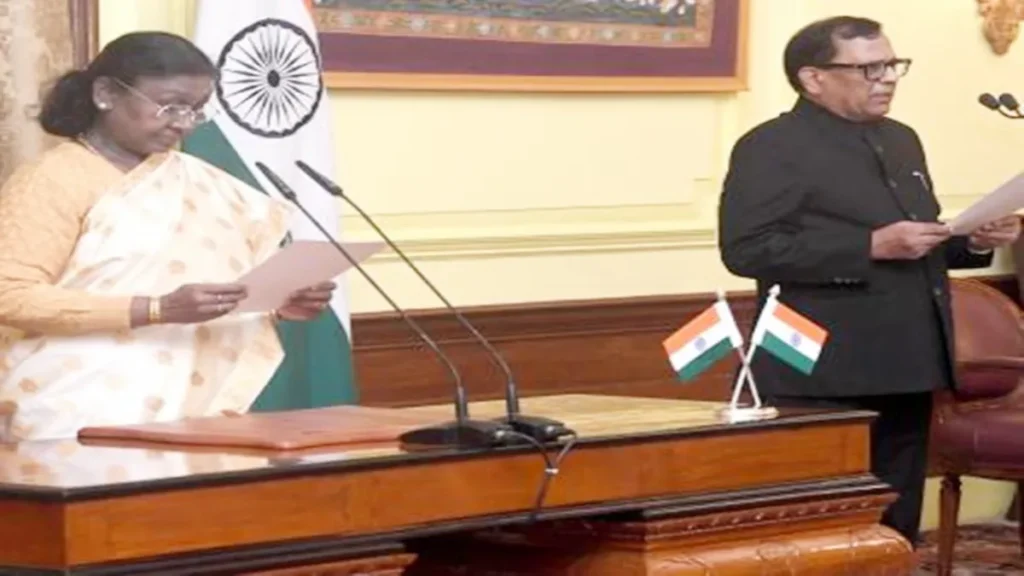 पूर्व नौकरशाह राजकुमार गोयल बने देश के मुख्य सूचना आयुक्त, राष्ट्रपति मुर्मू ने दिलाई शपथ