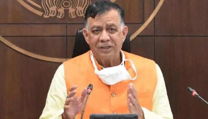 समितियों को सशक्त किए बिना लोकतंत्र अधूरा : सतीश महाना