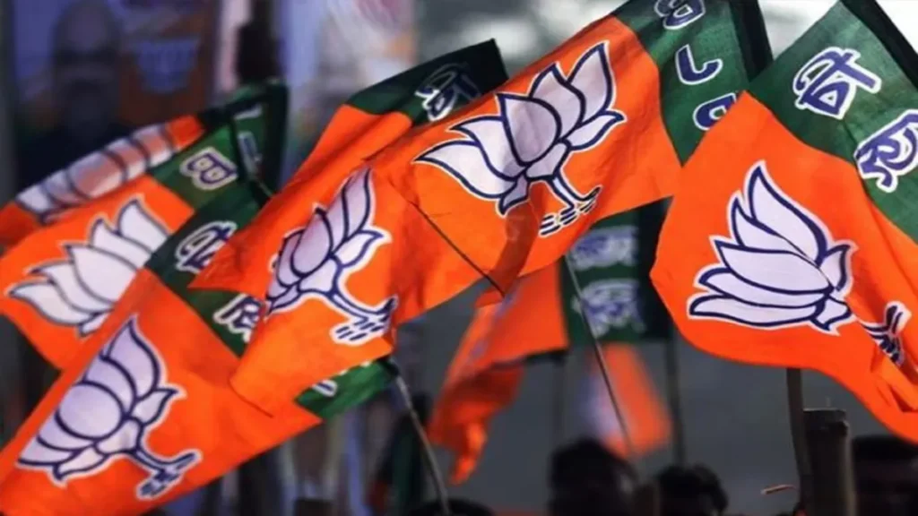 UP BJP: अनुसूचित मोर्चा में बड़ा फेरबदल, 43 पदाधिकारियों की नई टीम घोषित; 12 उपाध्यक्ष, 4 महामंत्री को जिम्मेदारी