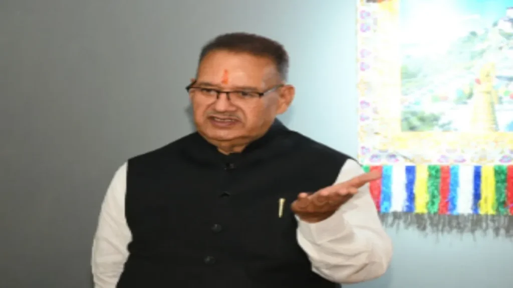 Uttarakhand: देहरादून में अखिलेश यादव के खिलाफ फूटा आक्रोश, कैबिनेट मंत्री गणेश जोशी के नेतृत्व में फूंका पुतला